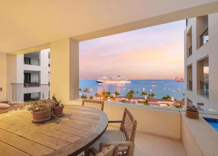 Medano Cabo 3 Bedroom Steps To Marina Villa *