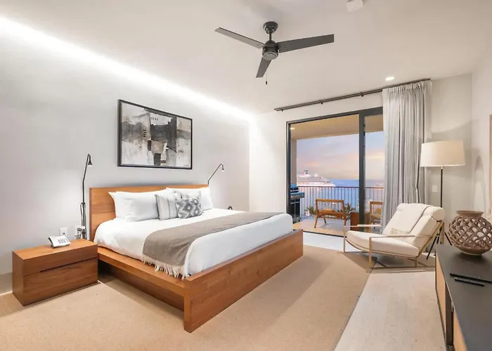Medano Cabo 3 Bedroom Steps To Marina Villa