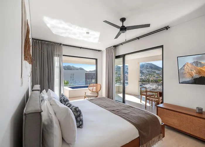 Medano Cabo 3 Bedroom Steps To Marina Villa